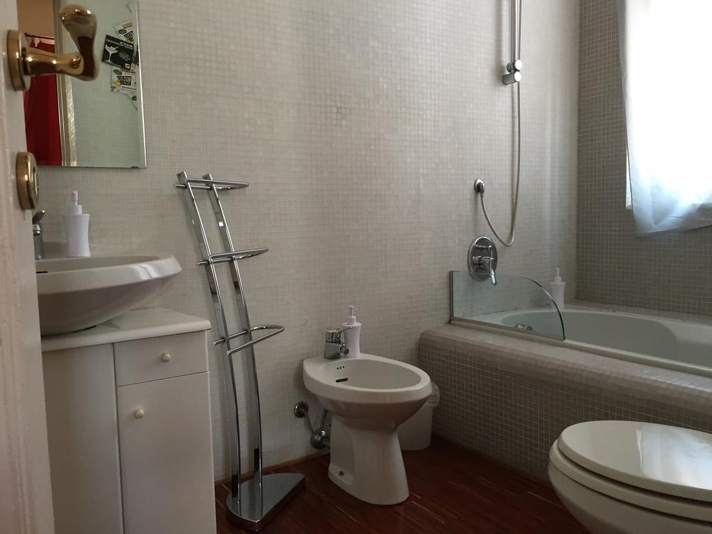 Bed and Breakfast Il Giardino Nascosto Бусто-Арсизио Номер фото