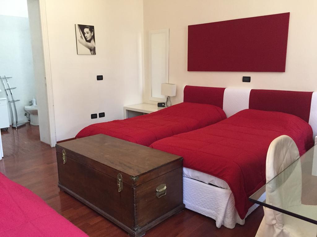 Bed and Breakfast Il Giardino Nascosto Бусто-Арсизио Номер фото